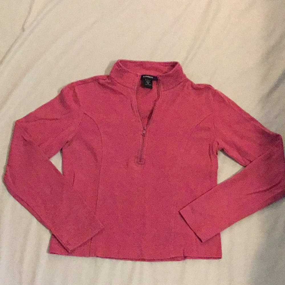 Woman’s Long Sleeve Waist/Crop Top